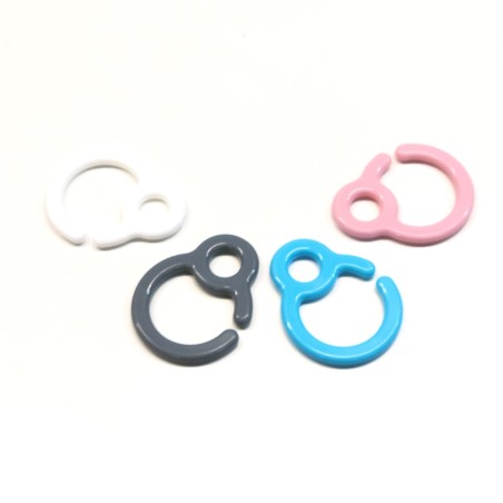 CLIP IN PLASTIC FOR STROLLER FOR CHILD