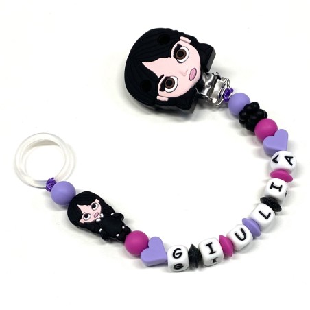Babyjart Chaîne de tétine PRESTIGE MERCREDI ADDAMS en silicone avec nom, crochet/adaptateur de tétine MAM et CHICCO